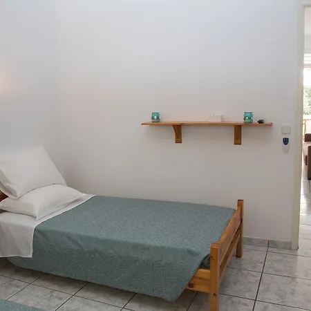 Margarita Kaizer Bridge Apartamento Achílleion